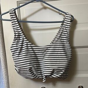 COCOSHIP Black and White Striped Bikini Top